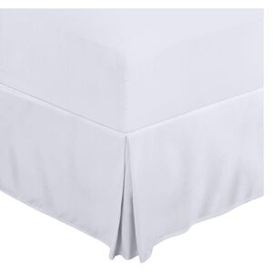 Bed skirt